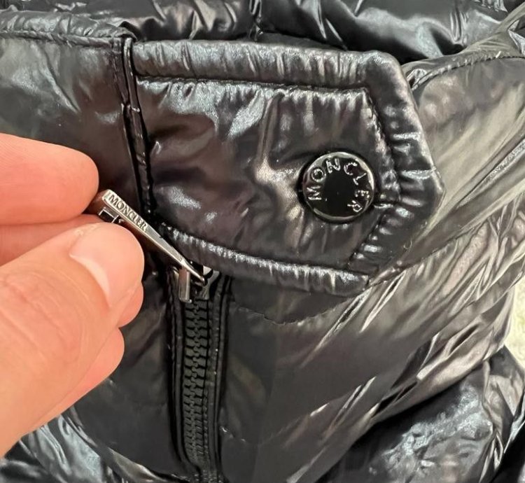 Moncler faucon long jacket