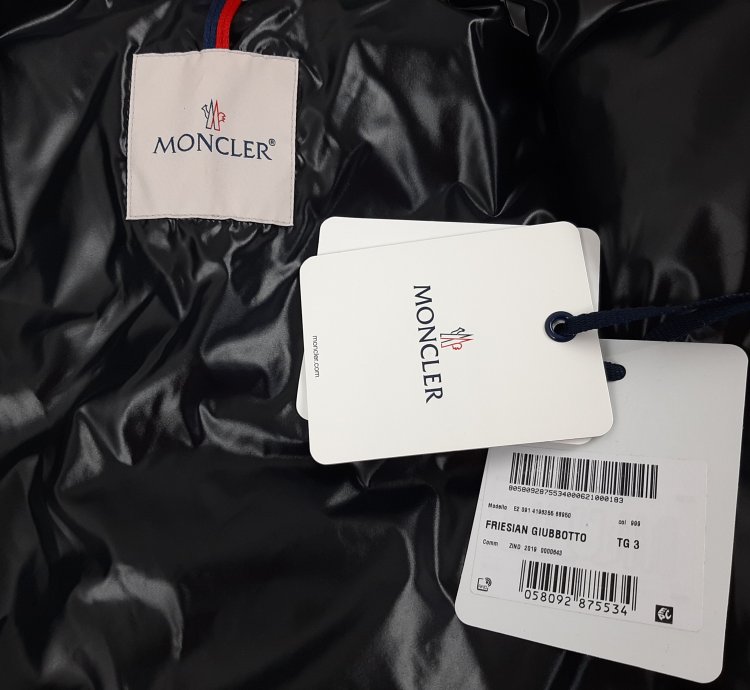 Moncler Friesian Down Jacket Black Men Size 3