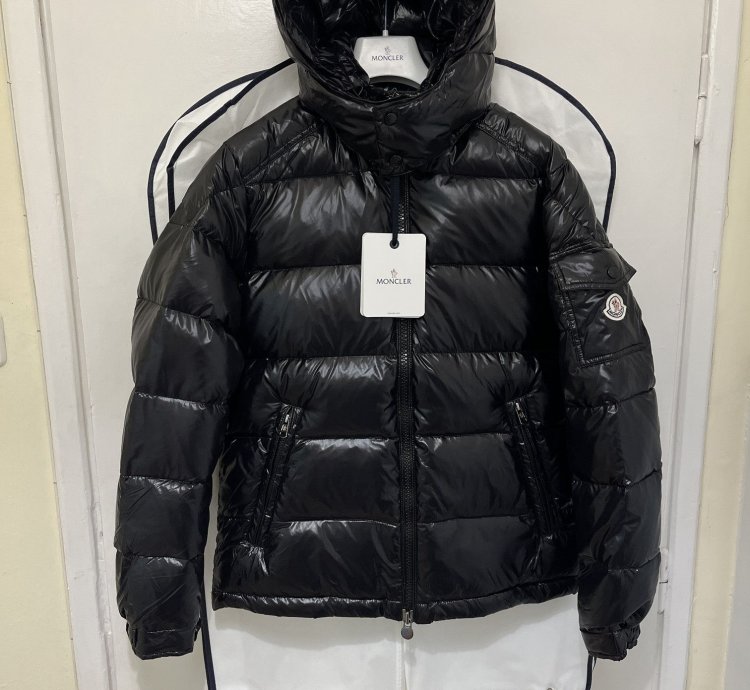 Moncler Jacket Maya