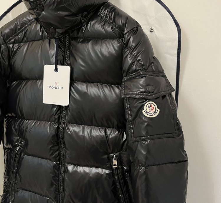 Moncler Jacket Maya