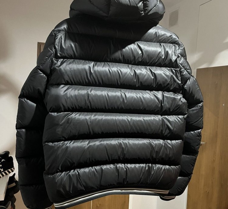 Moncler Jeanbart down jacket