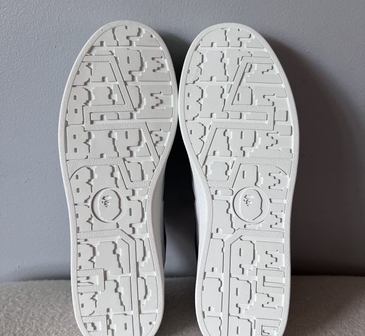 Bape Skull Sta Blue Camo Sneakers in White