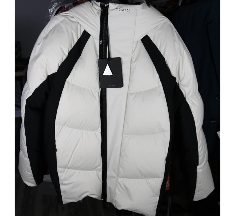 Moncler Korovin Down Puffer Jacket Size 3 Medium Large