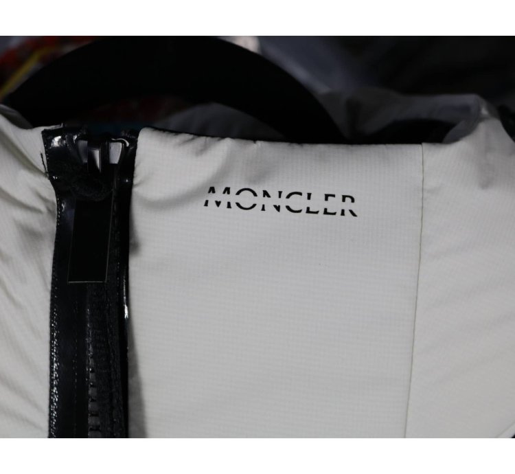 Moncler Korovin Down Puffer Jacket Size 3 Medium Large