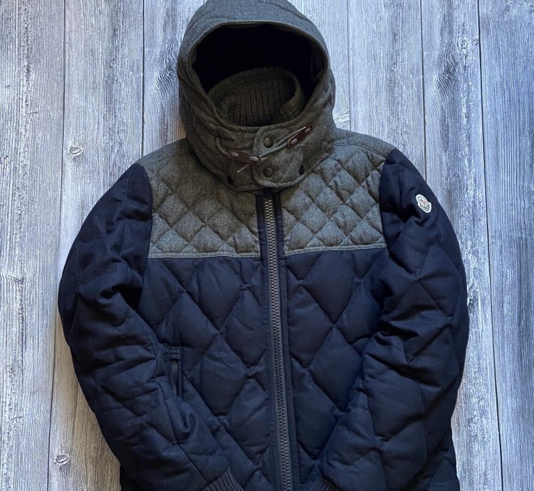 Moncler Labastide Wool Puffer Jacket