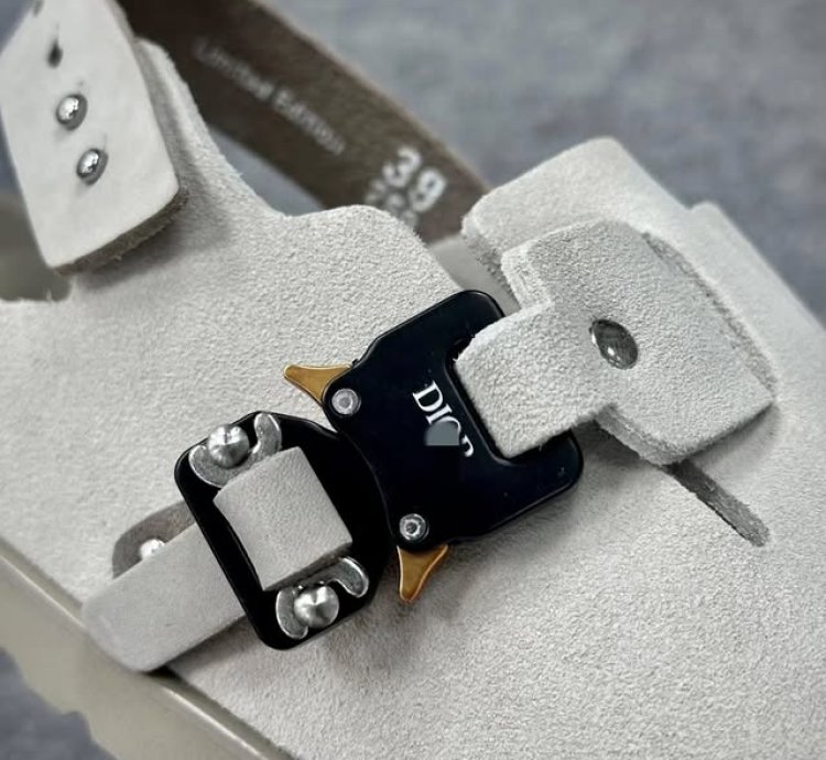 Dl0R by Birkenstock Tokio Mule