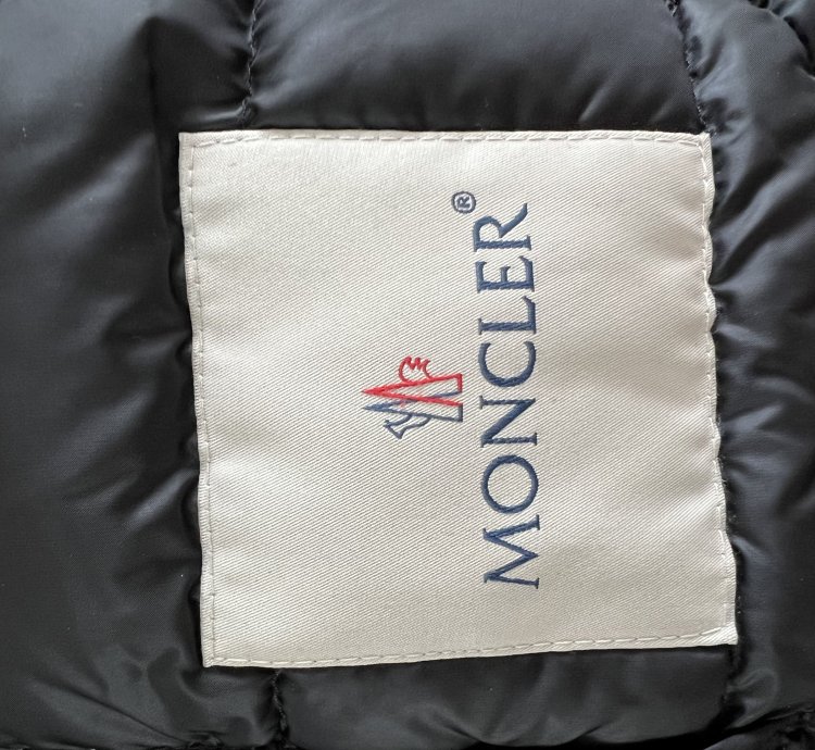 Moncler lightweight down jacket Cristalette - size -