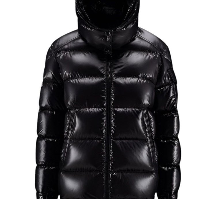 Moncler Maire Short Down Jacket Black