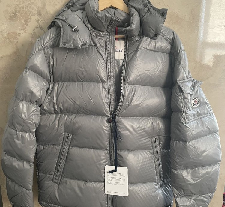 Moncler Maya Down Jacket size 4