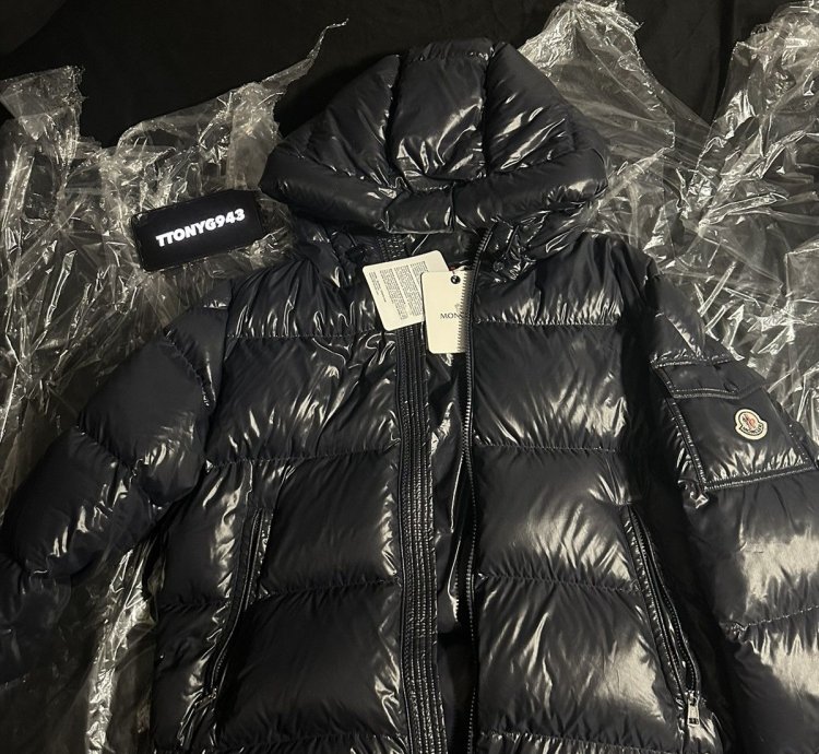 Moncler Maya Giubbotto Jacket