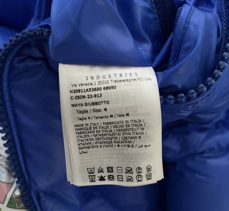 Moncler maya jacket size4