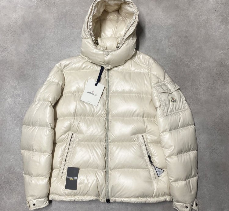 Moncler Maya mens puffer jacket cream size 5 2XL XL XXL