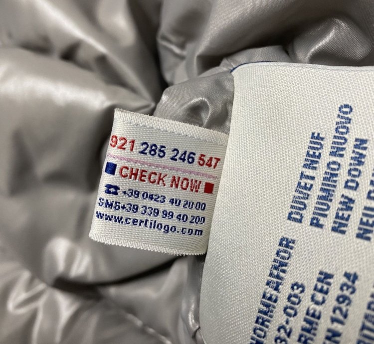 Moncler Maya mens puffer jacket cream size 5 2XL XL XXL