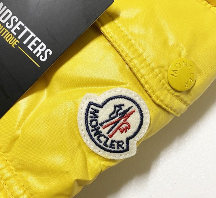 Moncler Maya mens puffer jacket yellow size 3 large