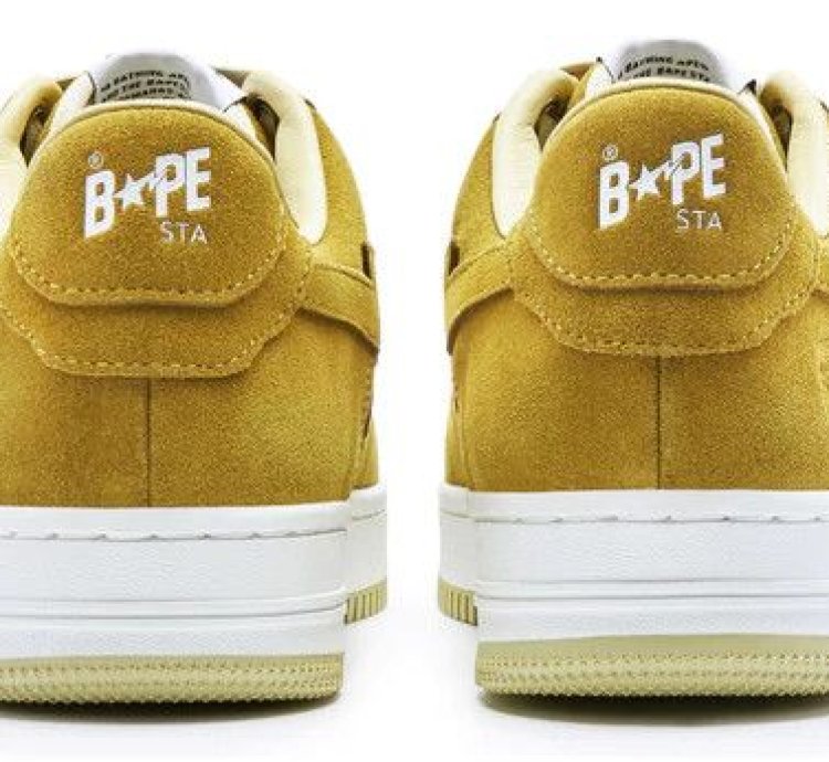 BAPE STA 3 SUEDE BEIGE SIZE 8