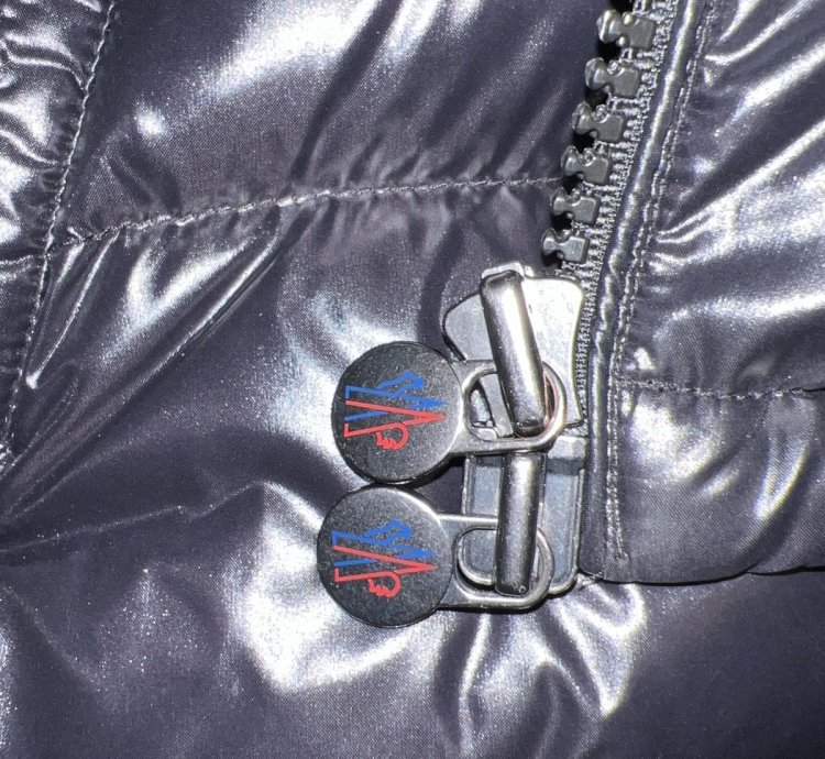 MONCLER MAYA PUFFER JACKET SIZE 3