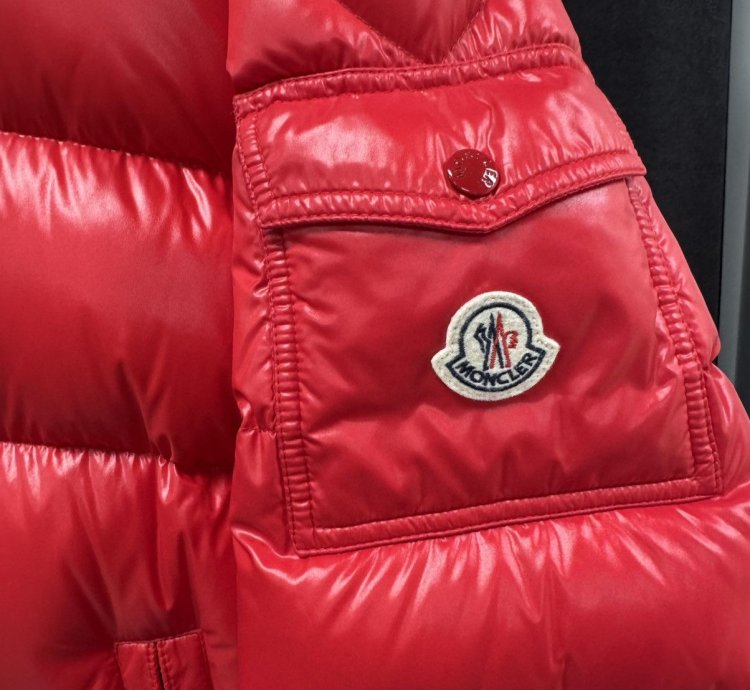 Moncler Maya Short Down Jacket Scarlet Red