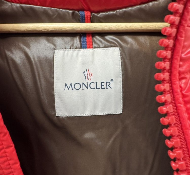 Moncler Maya Short Down Jacket Scarlet Red