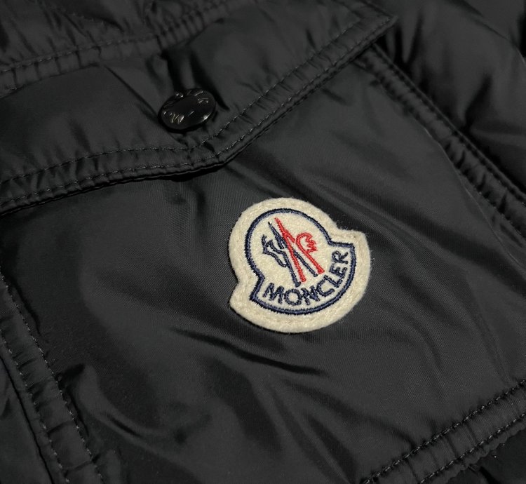 Moncler Mayaf Down Puffer Jacket Size 3 Black