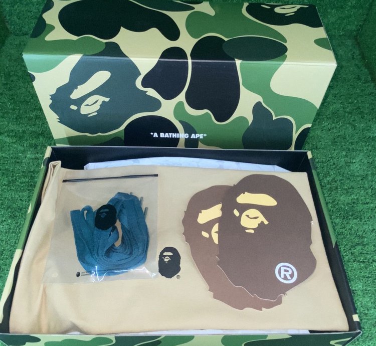 BAPE STA 3 SUEDE GREEN SIZE 12