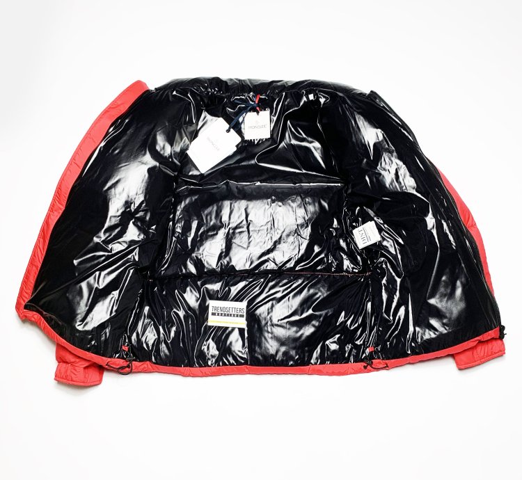 Moncler mens puffer jacket red size 3 Medium Black