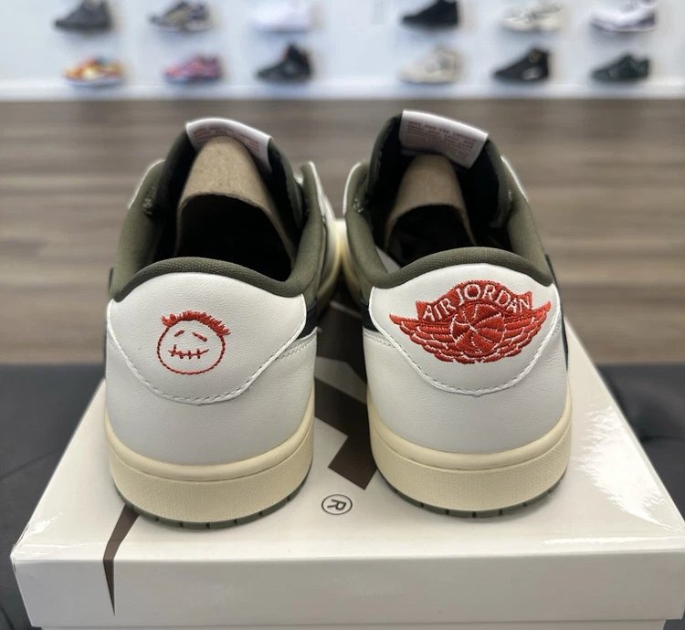 Air Jordan 1 Retro Low Og Sp Travis Scott Medium Olive