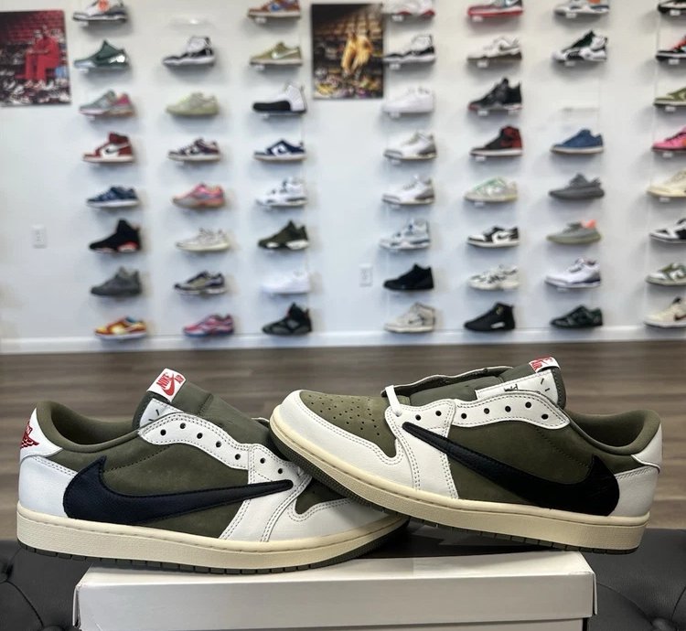 Air Jordan 1 Retro Low Og Sp Travis Scott Medium Olive