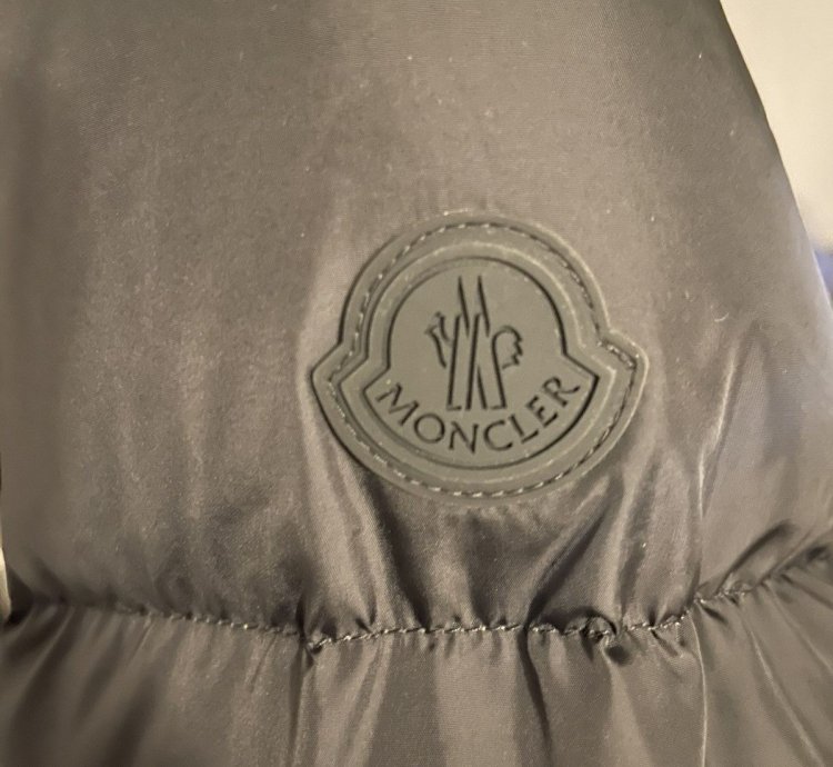 Moncler Montcla Down Jacket