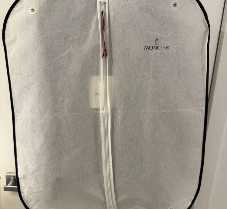 Moncler Montcla jacket