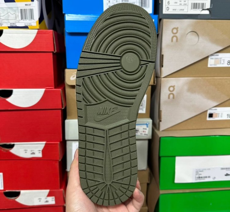 Air Jordan 1 Retro Low Og Sp Travis Scott Medium Olive