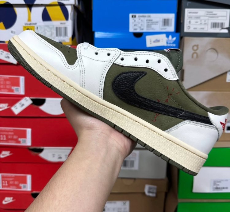 Air Jordan 1 Retro Low Og Sp Travis Scott Medium Olive