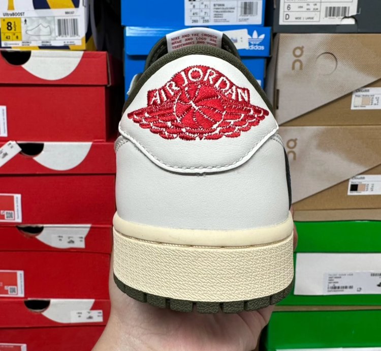 Air Jordan 1 Retro Low Og Sp Travis Scott Medium Olive