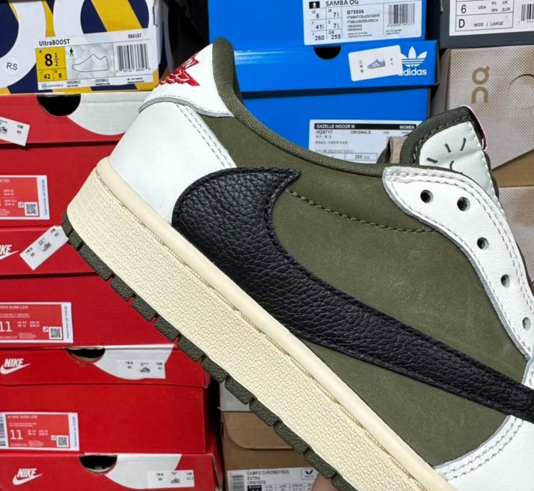 Air Jordan 1 Retro Low Og Sp Travis Scott Medium Olive