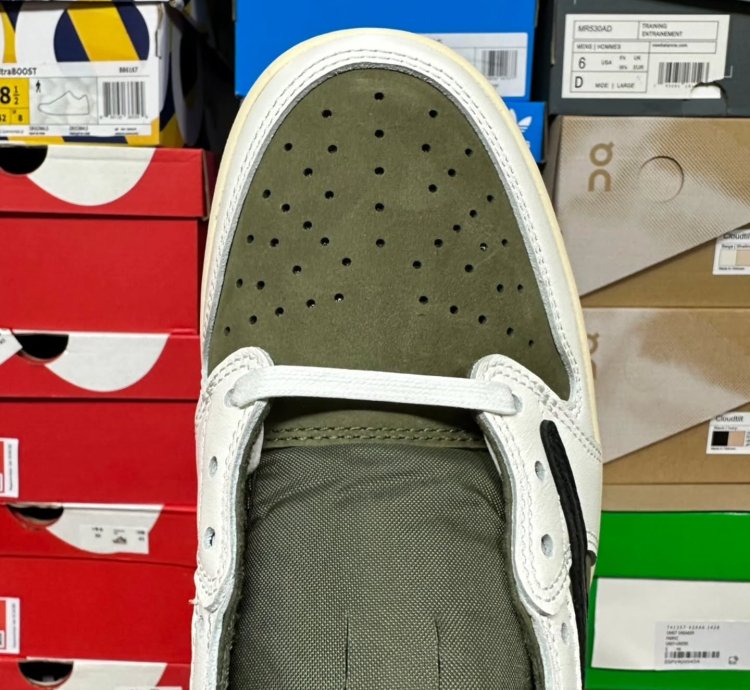Air Jordan 1 Retro Low Og Sp Travis Scott Medium Olive