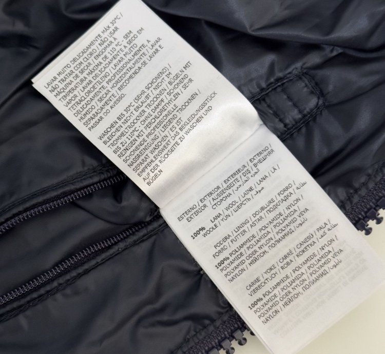 Moncler Montgenevre Jacket Navy Size 3