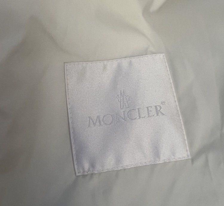 Moncler Octa Jacket Size 2 Brand New With Tags Maya Gui Zin