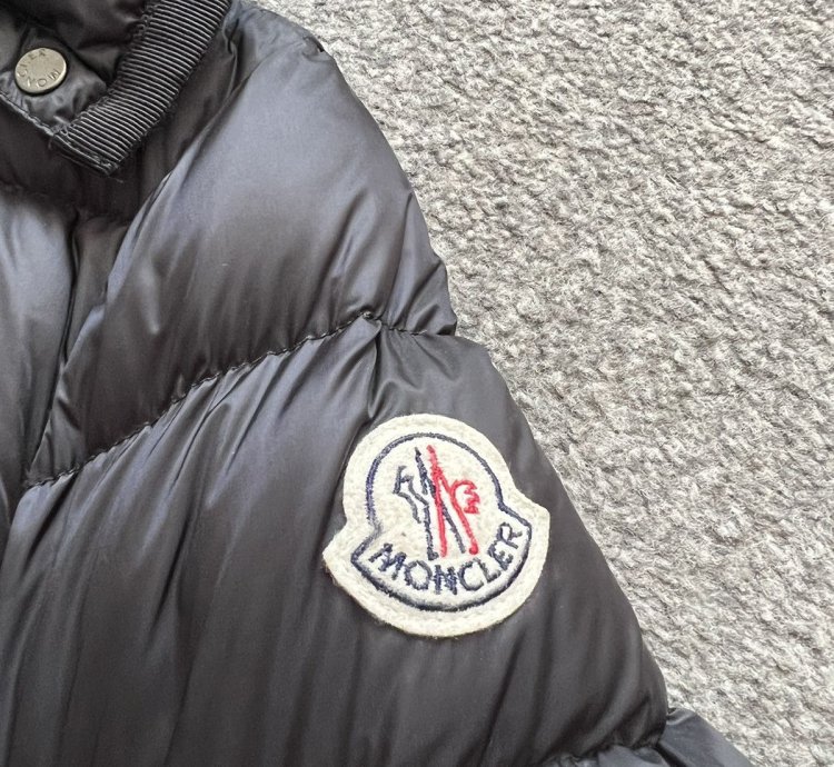 Moncler Parka Jacket Hermine Giubbotto Winter Puffer