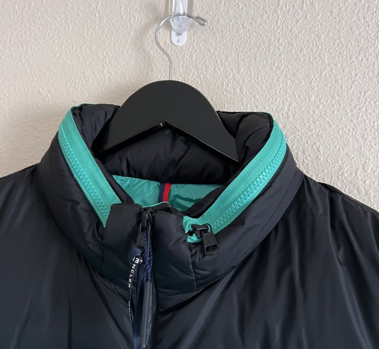 Moncler Peuplier Puffer Jacket In Teal Green