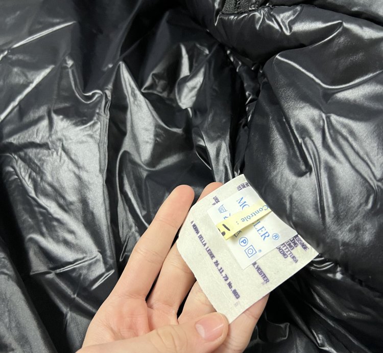 Moncler Ski Wear Puffer Jacket Size 3