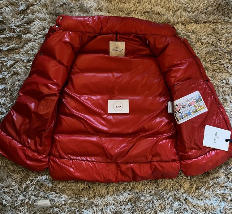 Moncler Tibb Jacket Gilet Vest 2 Bnwt Red Maya Logo