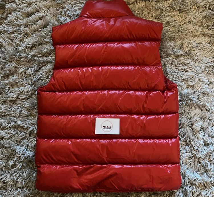 Moncler Tibb Jacket Gilet Vest 2 Bnwt Red Maya Logo
