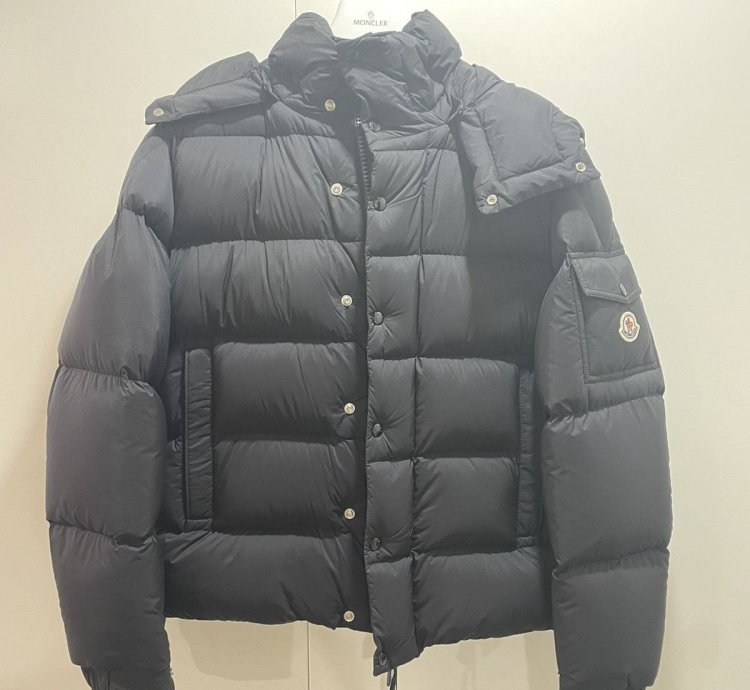 Moncler Vezere Down Jacket