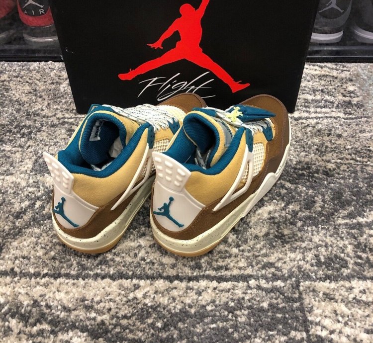 Nike Air Jordan 4 Retro Cacao Wow