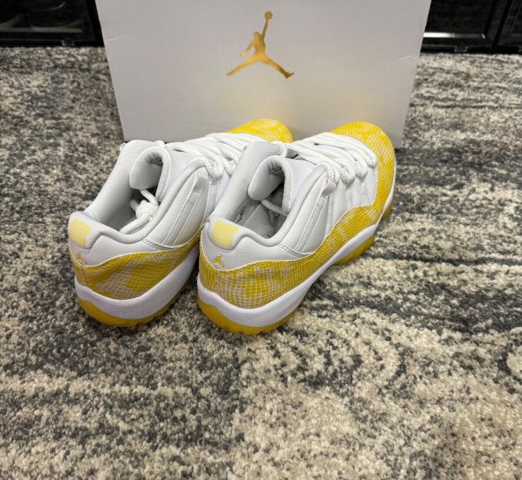 Nike Air Jordan 11 Retro Low yellow Snakeskin