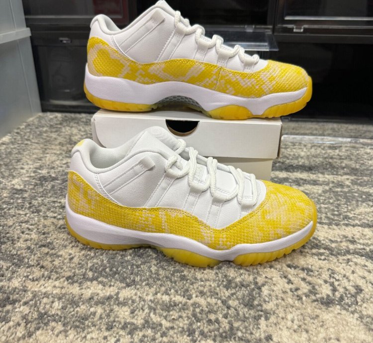 Nike Air Jordan 11 Retro Low yellow Snakeskin