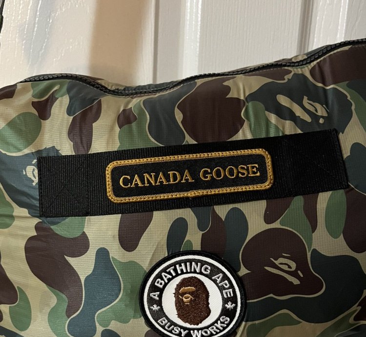 Nape Canada Goose Crofton Puffer Medium
