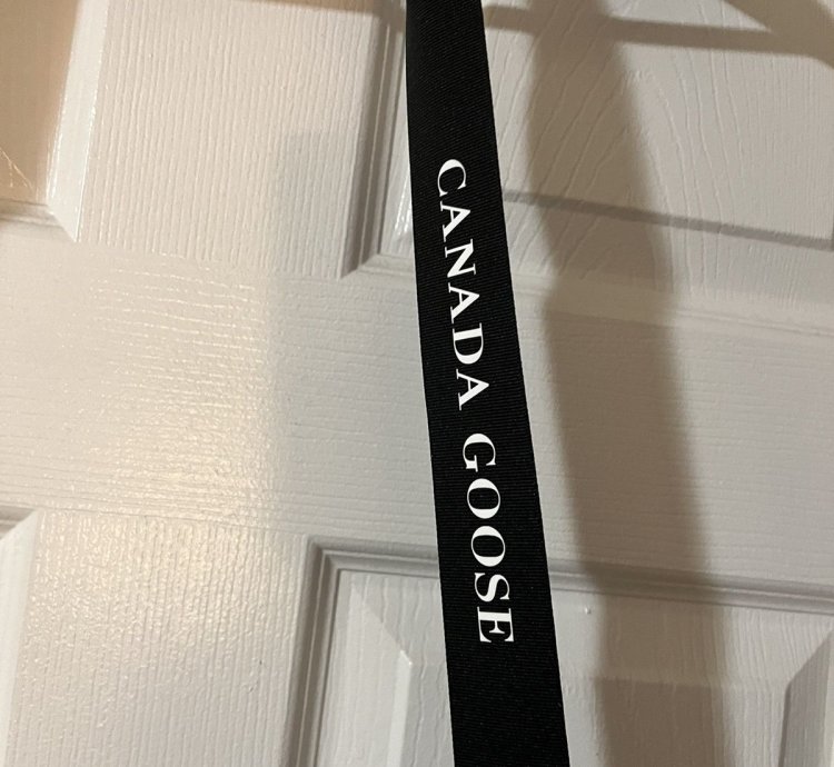 Nape Canada Goose Crofton Puffer Medium