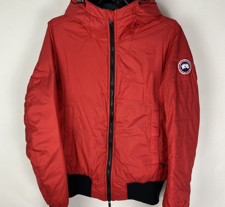 Never Worn Canada Goose Puffer Winter Jacket Doore Hoody