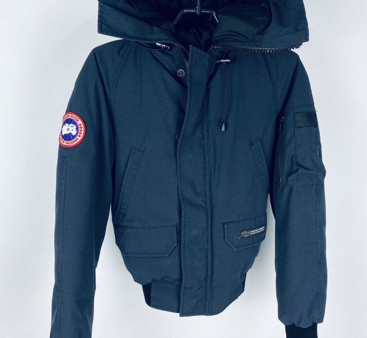 Never Worn Vintage Canada Goose Chilliwack Bomber Jacket
