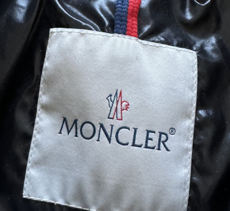 New Moncler Bea Drape Puffer Jacket